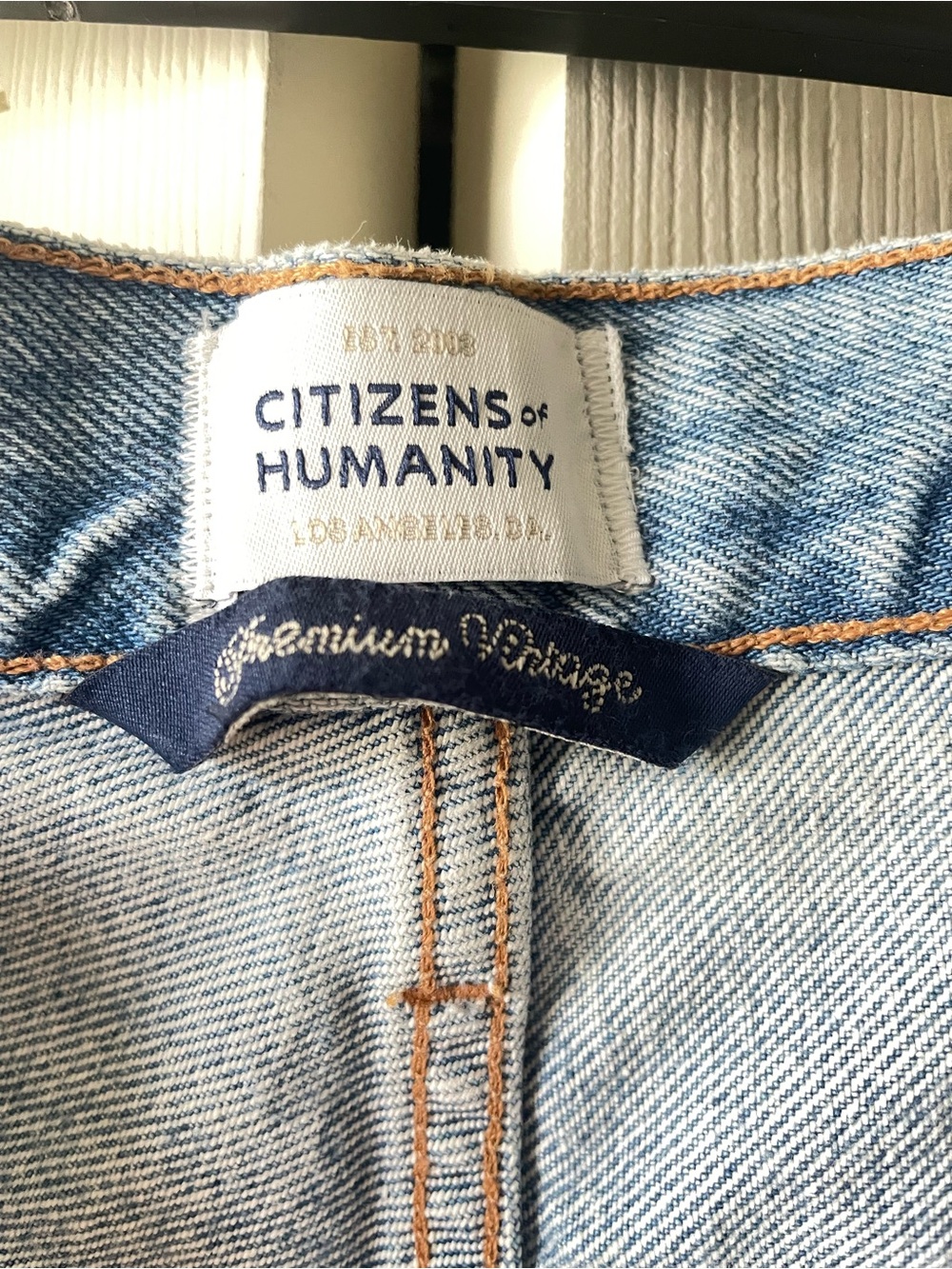 Citizens Of Humanity Light Blue Relaxed Wide-Leg Jeans - Picture 2 of 13